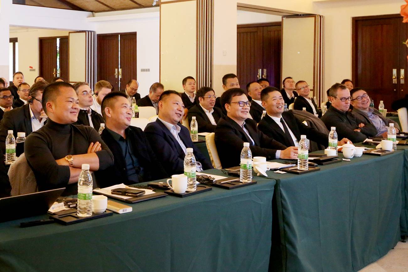 不忘初心，蓄勢而上  ——記2017年達意隆營銷總部年會