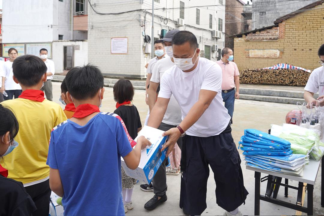 e498f8703543796a99a9b266bf48729.jpg e498f8703543796a99a9b266bf48729.jpg